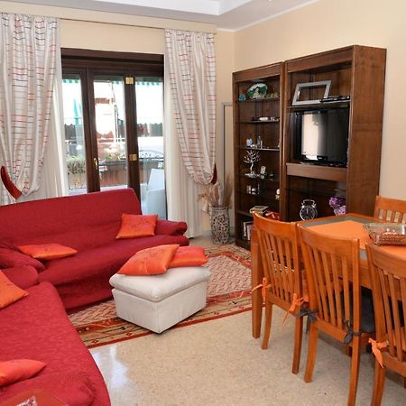 Friendly House Rome Villa ภายนอก รูปภาพ