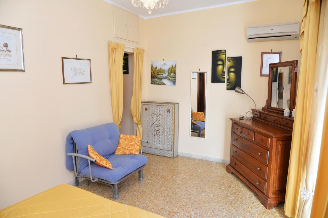 Friendly House Rome Villa ภายนอก รูปภาพ