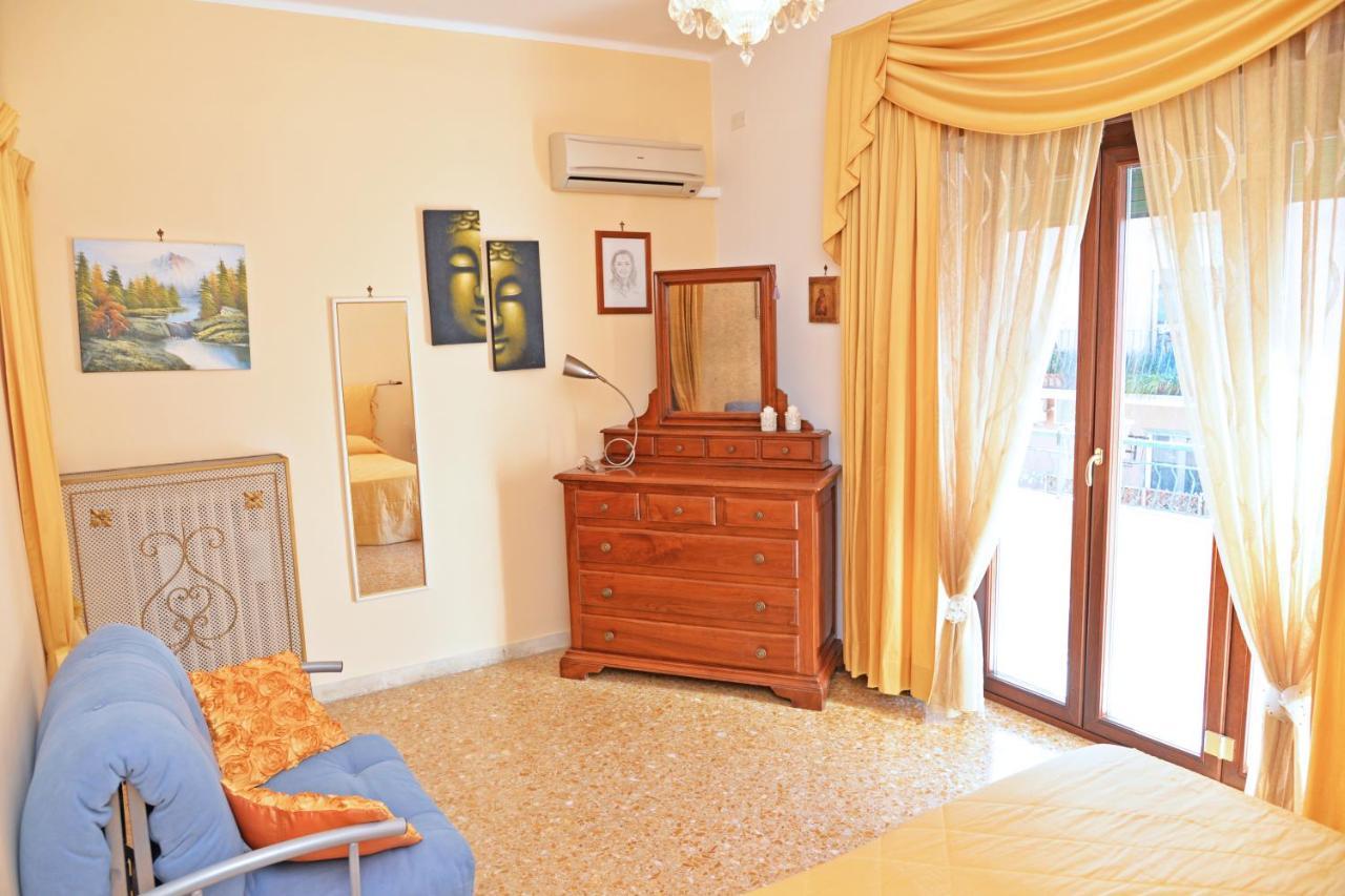 Friendly House Rome Villa ภายนอก รูปภาพ